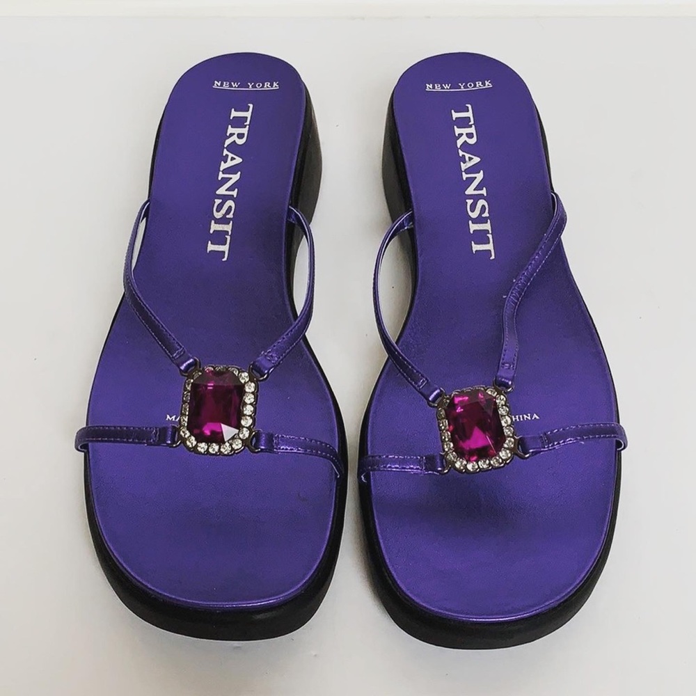 NY TRANSIT Purple Platform Sandals w/ Rhinestones